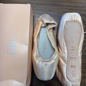 Bloch Axis 6.5 3X - Never Worn